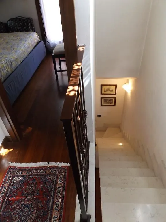 Villa Delle Sirene Garda  Italy